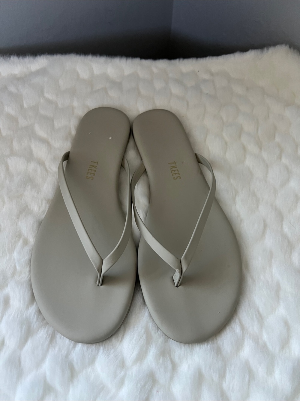 TKEES Flip-Flop Sandals Stone/Gray, 8
